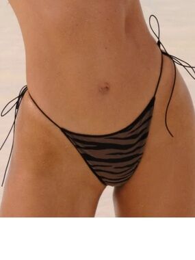NWT The Tropic Of C The C Bottom Zebra Driftwood Size Small